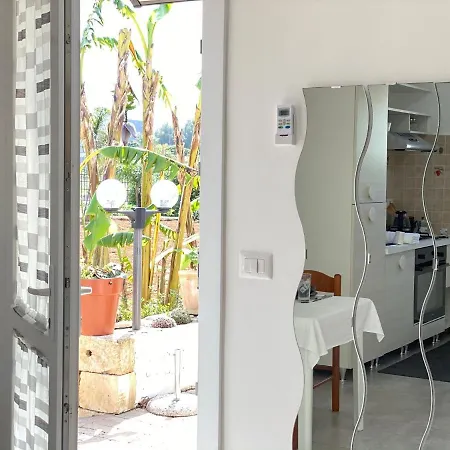 Bed & Breakfast Fellini 3*