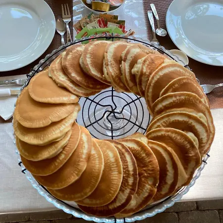 Fellini Frühstückspension 3*