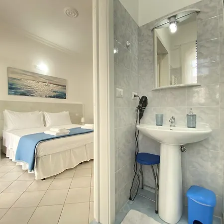 فندق مبيت وإفطار Fellini 3*