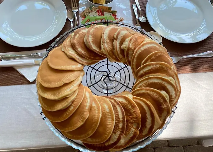 Fellini Bed & Breakfast 3*